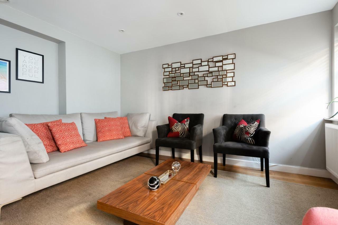 The Norfolk Maisonette - Lovely 4Bdr Mews London Bagian luar foto