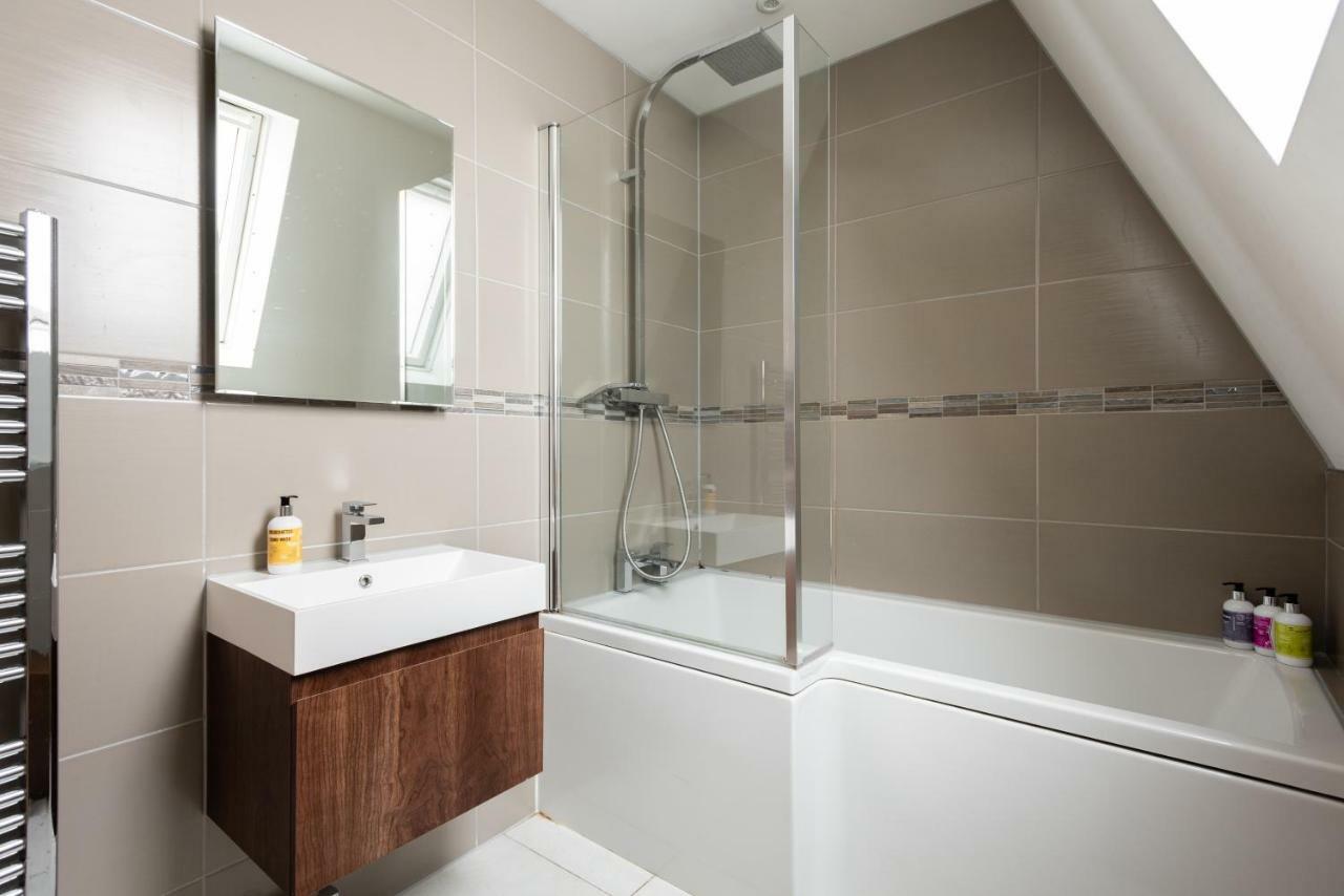 The Norfolk Maisonette - Lovely 4Bdr Mews London Bagian luar foto