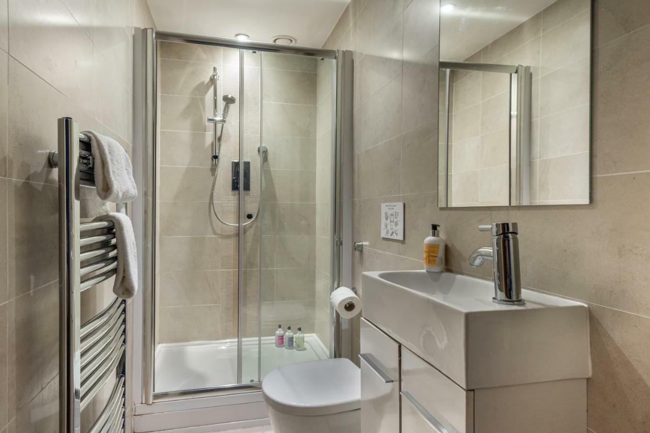 The Norfolk Maisonette - Lovely 4Bdr Mews London Bagian luar foto
